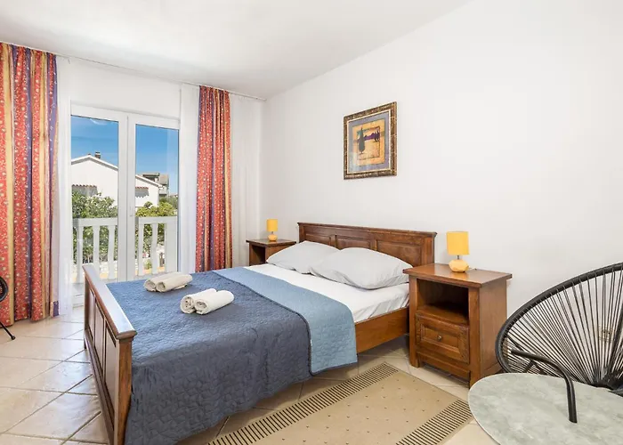 Дом отдыха 6 Bedroom Beautiful In *