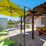 6 Bedroom Beautiful In Povljana