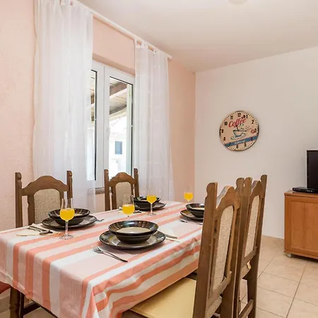 Amazing In With Kitchen Holiday home Povljana